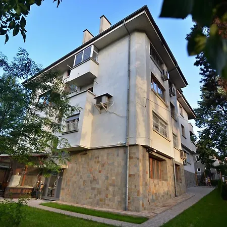 Guest house Zarevata *